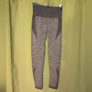 Varley Rosewood Legging Apricot Python